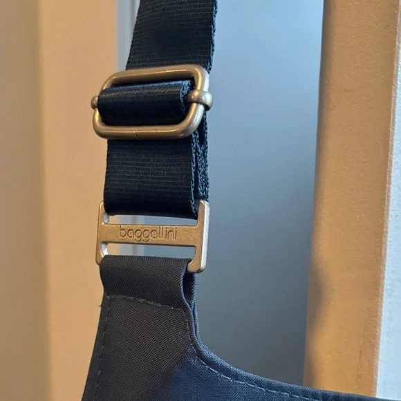 Teal Quilted Shoulder Bag - Picture 7 of 7